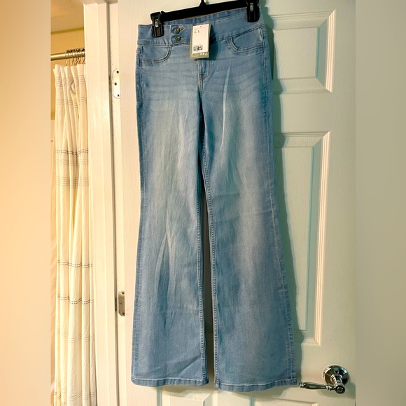 H&M Divided Low Flare Jeans Size 6 - Picture 3 of 5